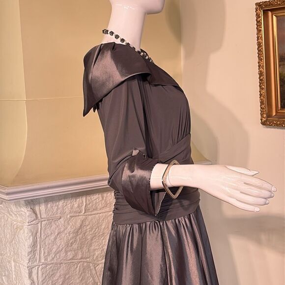 Eliza J 3/4 Sleeve Ruched Waist 50s Inspired Party / Cocktail Dress - Picture 10 of 14